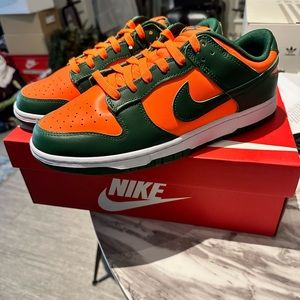 Nike Dunk Low Miami Hurricanes 2022 Size 10.5 Brand New DD1391-300